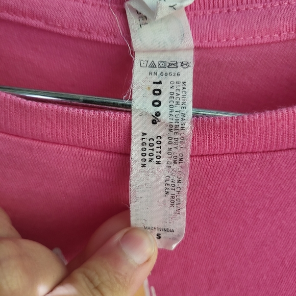 Bright pink Crunk Witch crying dog band tee - Picture 4 of 5